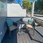 Modern Floating Home - Hausboot Seaesta - Rooftop Jacuzzi Terrace & Marina Portoroz Views