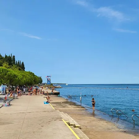 Floating Sea House Seaesta Holiday home *