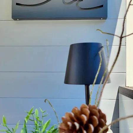 Holiday home Modern Floating - Hausboot Seaesta - Rooftop Jacuzzi Terrace & Marina Views Portoroz