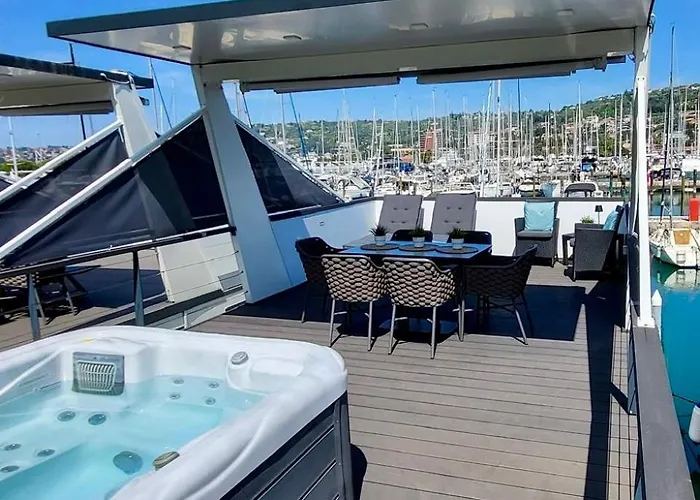 Tatil Evi Floating Sea House Seaesta *