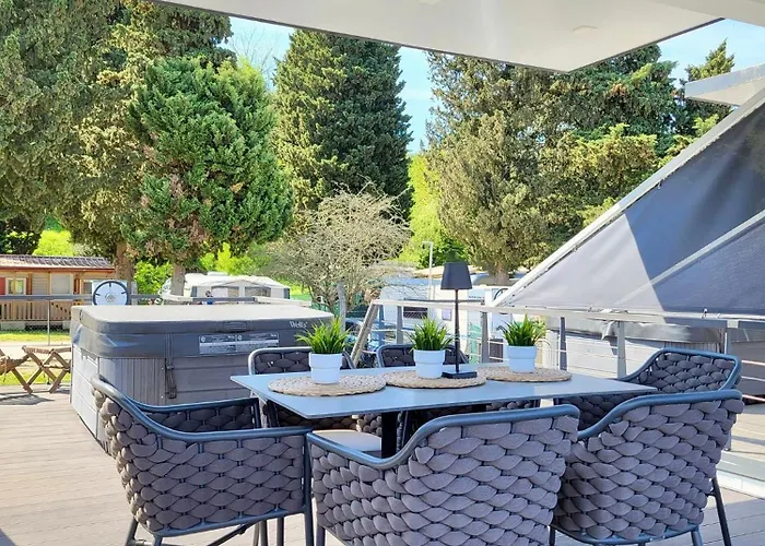 Floating Sea House Seaesta Tatil Evi Portorož