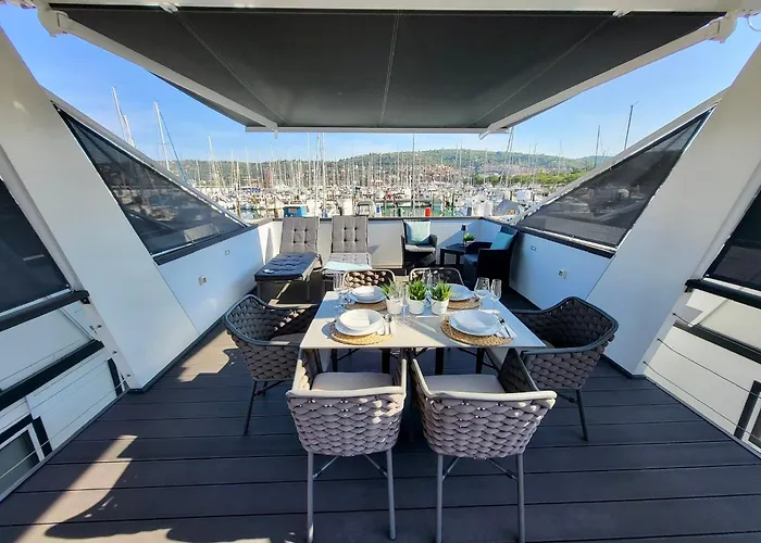 Floating Sea House Seaesta Tatil Evi *